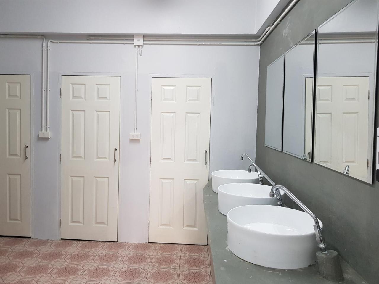 Pattaya Hostel Stay Inn Extérieur photo