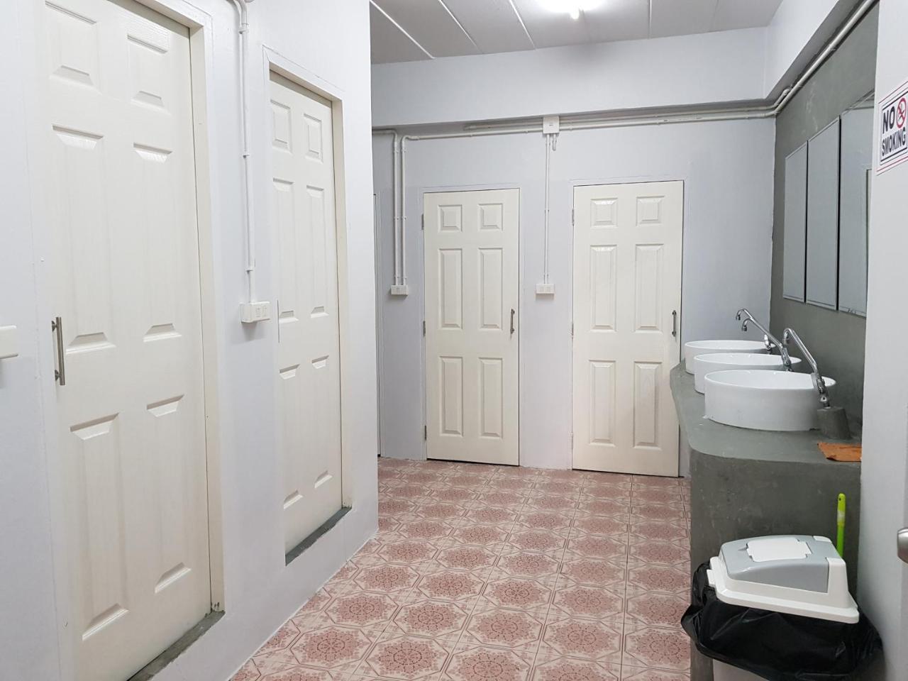 Pattaya Hostel Stay Inn Extérieur photo